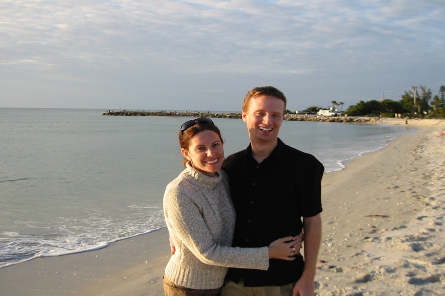 ../image/sharon and doug on sanibel.jpg